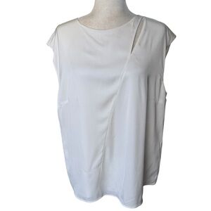 NWT Boss Silk Sleeveless Cutout Top